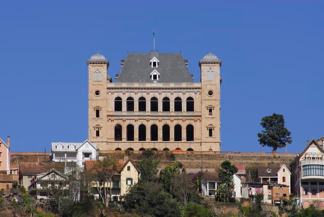 Vol Antananarivo - Le Palais de la Reine - TUI